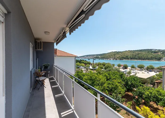 Lota-trogir * Traù