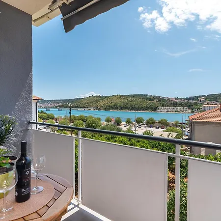 Lota-trogir Trogir