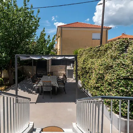 Lota-trogir Apartment *